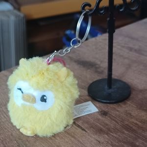 Pikmi Pops Surprise Scented Plushie beanie keychain